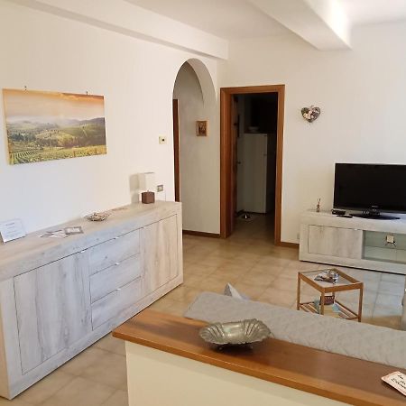 شقة La Casa Di Elisa فينشي المظهر الخارجي الصورة